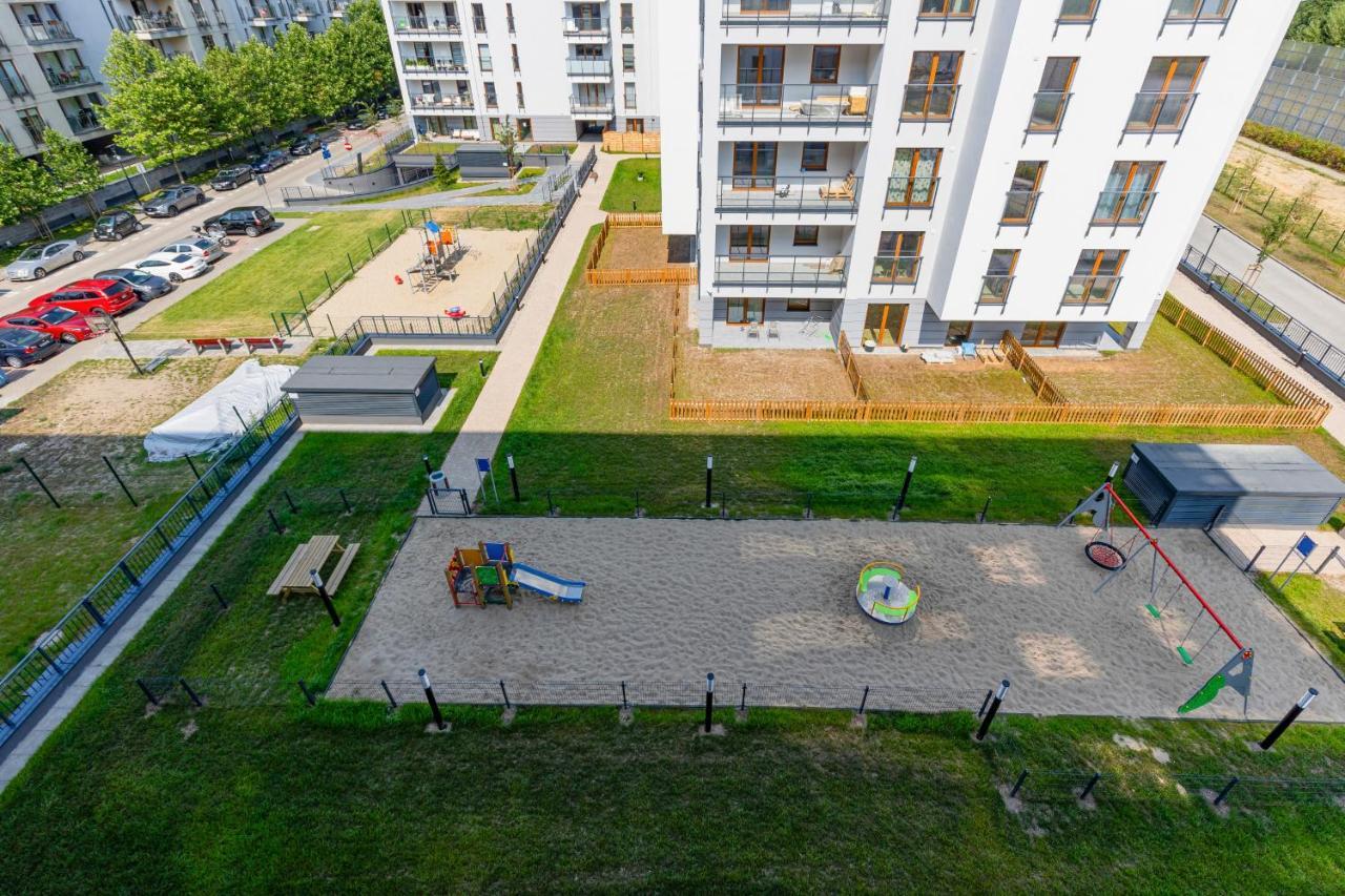 Ursus Sunny Studio For 4 Guests With Parking & Balcony By Noclegi Renters Varsó Kültér fotó
