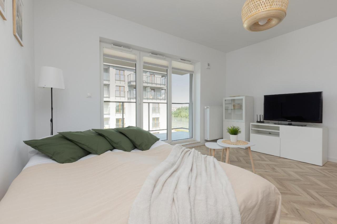 Ursus Sunny Studio For 4 Guests With Parking & Balcony By Noclegi Renters Varsó Kültér fotó