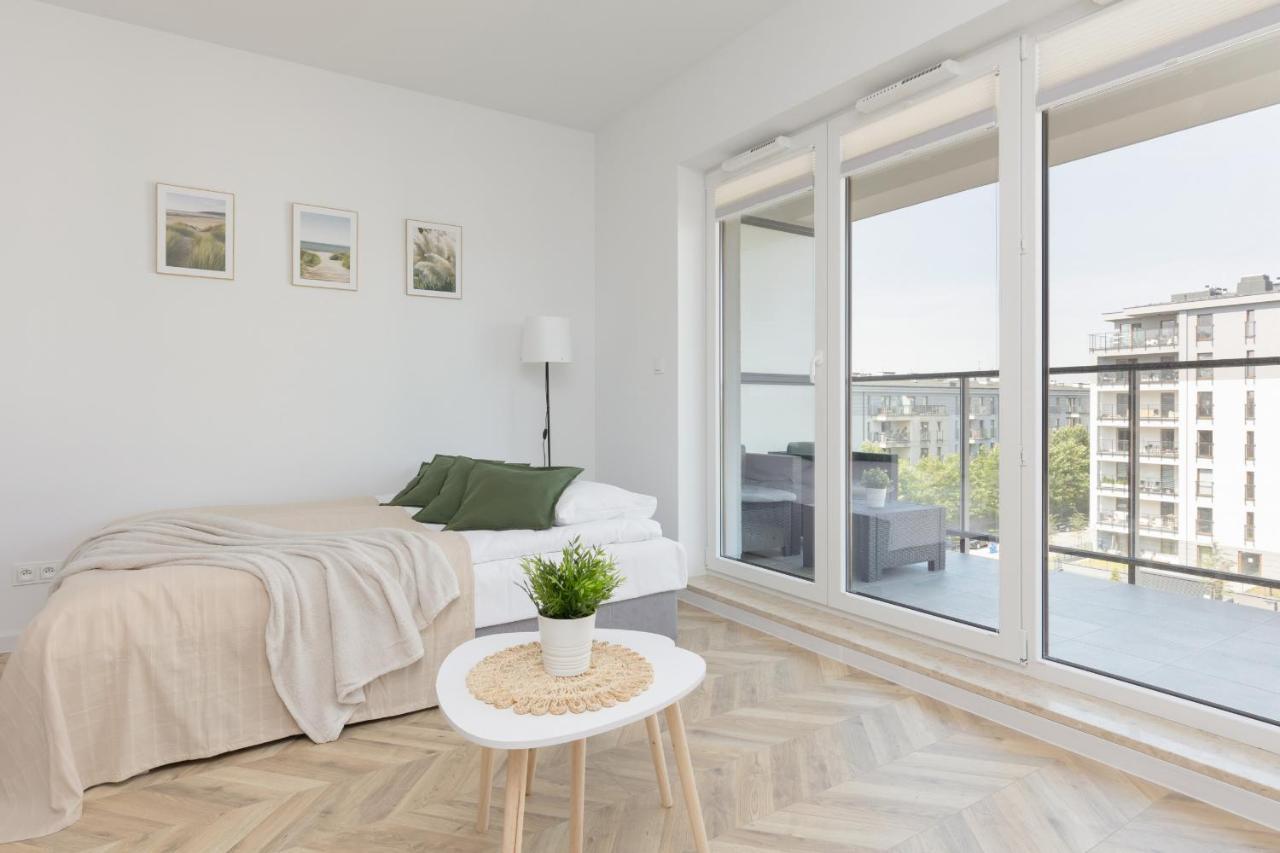 Ursus Sunny Studio For 4 Guests With Parking & Balcony By Noclegi Renters Varsó Kültér fotó